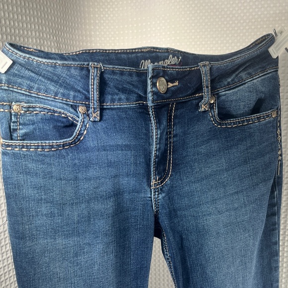 Wrangler Women's Boot Cut Blue Jeans- size 3/4 X 32 - Picture 5 of 12
